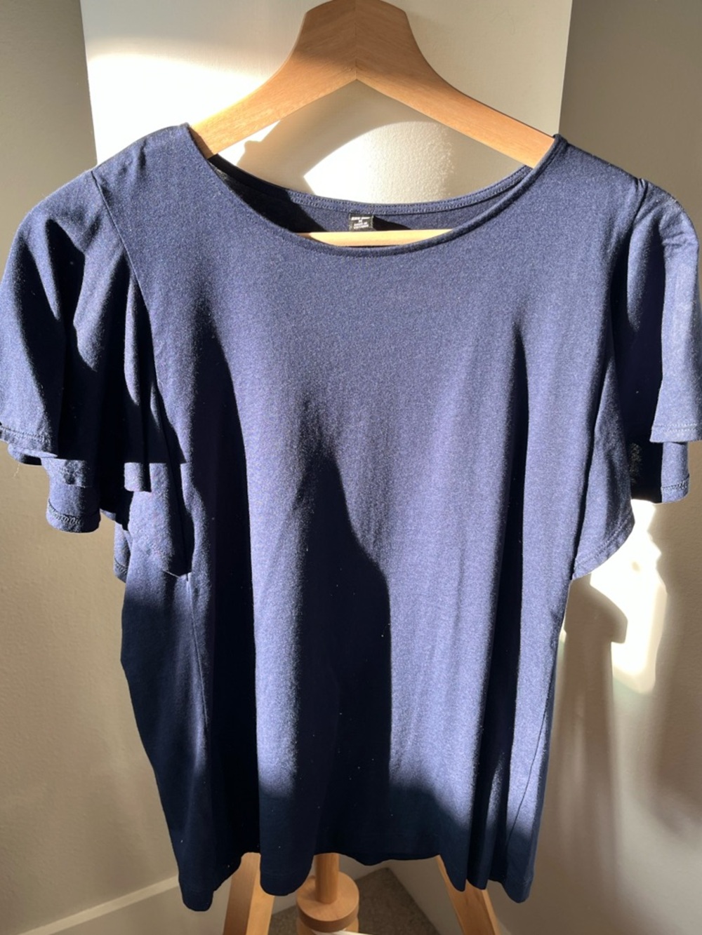 Uniqlo Navy Short Sleeve Ruffle Tee
